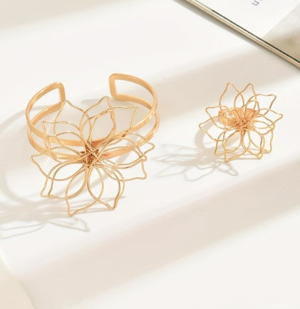 Elegant Geometric Lattice Flower Ring, Double-Layer Smooth Open Adjustable Bracelet With Inlaid Lattice Line Flower Bracelet, Suitable For Everyday, Wedding Party
