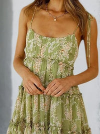 2025 New Women's Floral Camisole Dress, Small And Fresh Style, Green And Green, Suitable For Travel Gatherings