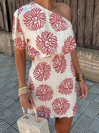 Summer New Fashion Elegant Red Slant Shoulder Printed Short Skirt Asymmetric Sleeves