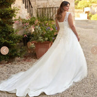 V-Neck Wedding Trailing Princess Slimming Wedding Veil Mori Style Wedding Dress