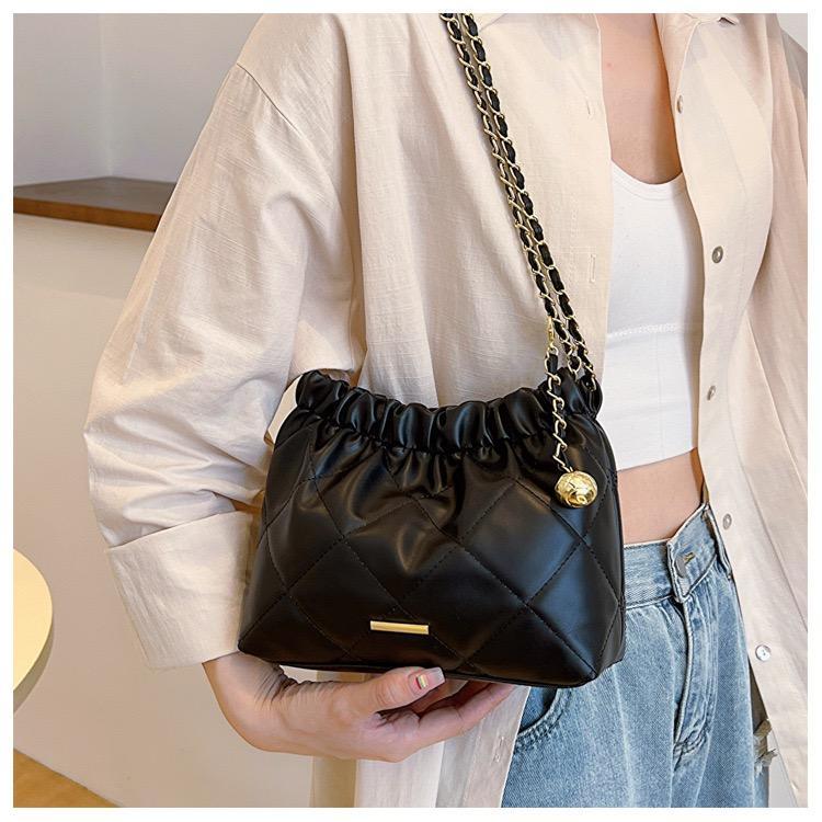 Black Crossbody Bag A Fashion Must-Have
