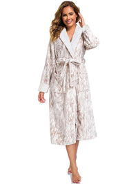 Plush Fleece Bathrobe – Long Warm Sleepwear Robe with Belt & Pockets