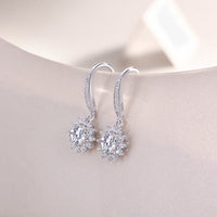 Qingcheng – 0.5-Carat Moissanite Diamond Stud Earrings in S925 Sterling Silver Platinum-Plated