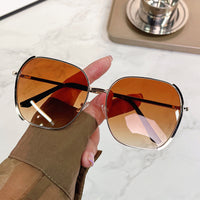 Men's And Women's Fashionable UV Protection And Slimming Sun Glasses