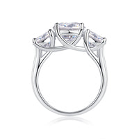 Three Lives Of Fortune - A Fashionable And Luxurious Jewelry Piece Set With 3-carat Moissan Diamond S925 Sterling Silver And Platinum-plated Diamond